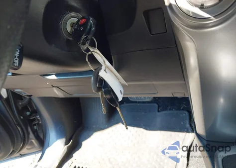 2017 Toyota 4Runner Sr5 z USA, uszkodzony, nr VIN JTEBU5JR7H5451640